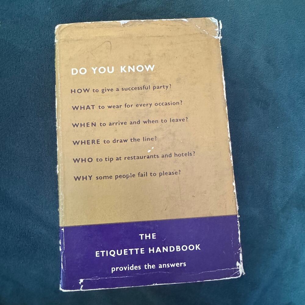 1960s Etiquette Handbook 1962 written by Barbara Cartland Hardback - Picture 4 of 7